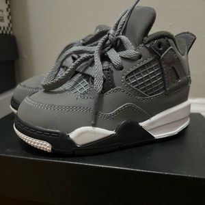 Jordan Retro 4 Toddler Size 6
